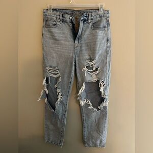 American Eagle Mom Jeans